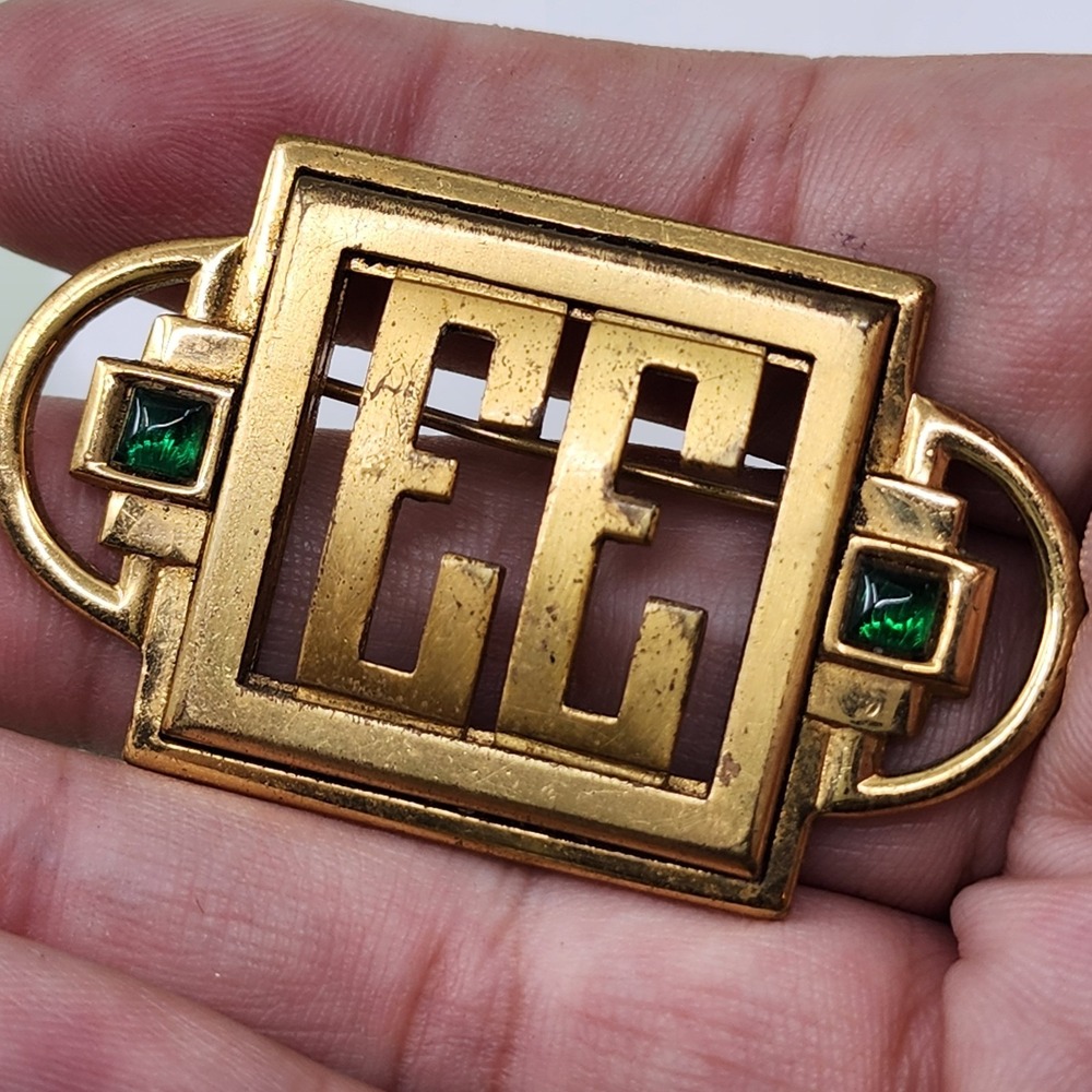 Monocraft Vintage 1930 Gold Tone Green Glass Geometric Art Deco Brooch Pin Retro - Picture 7 of 9